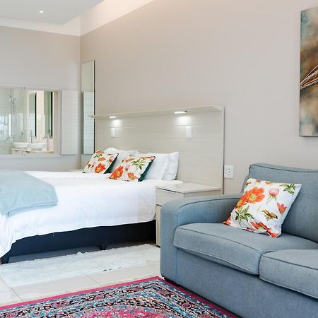 Camps Bay Blue Self-Catering Studios كيب تاون المظهر الخارجي الصورة