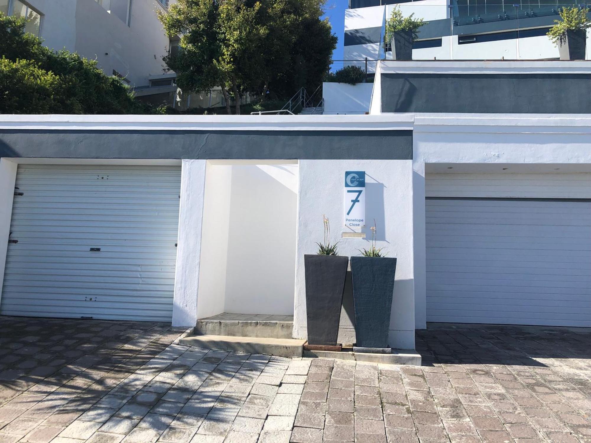 Camps Bay Blue Self-Catering Studios كيب تاون المظهر الخارجي الصورة