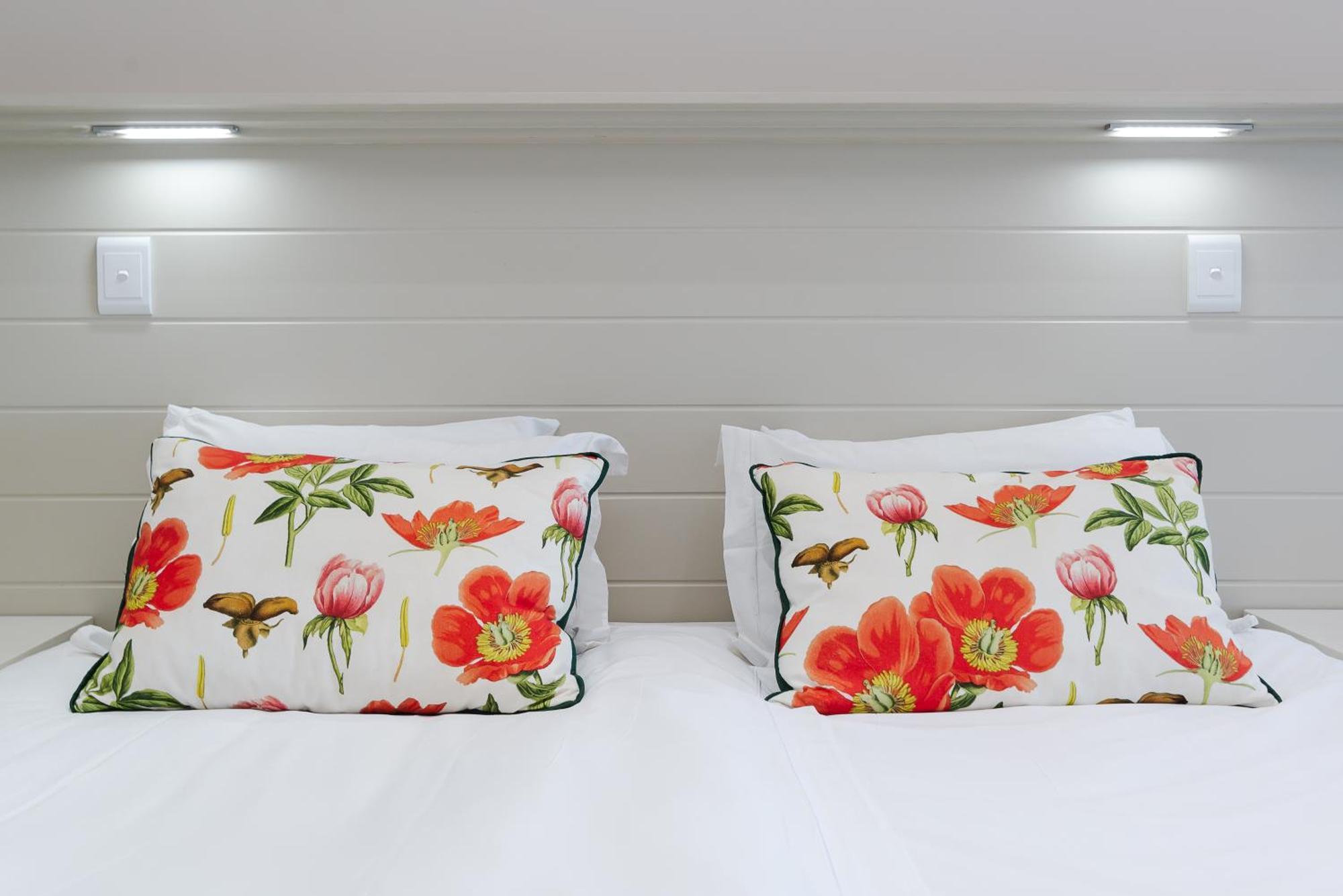 Camps Bay Blue Self-Catering Studios كيب تاون المظهر الخارجي الصورة