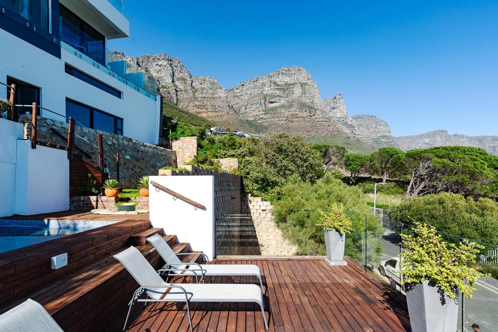 Camps Bay Blue Self-Catering Studios كيب تاون المظهر الخارجي الصورة